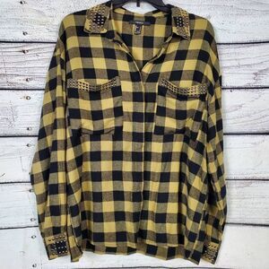 Forever 21 Yellow Black Plaid Studded Button Down Shirt Women’s Small